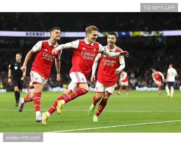 意甲转会窗口重启,各队积极引援提升争冠实力 意甲转会窗口重启,各队积极引援提升争冠实力