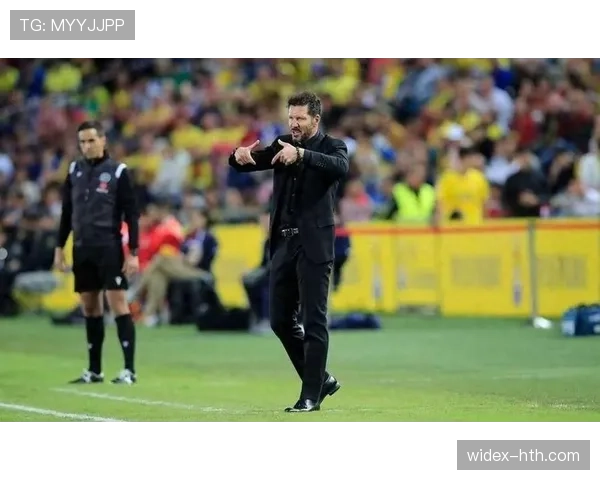 西蒙尼引领马竞展现稳定状态，未来赛季表现值得期待